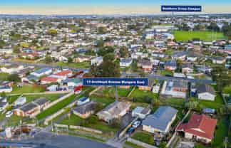 13 Archboyd Avenue, Mangere East