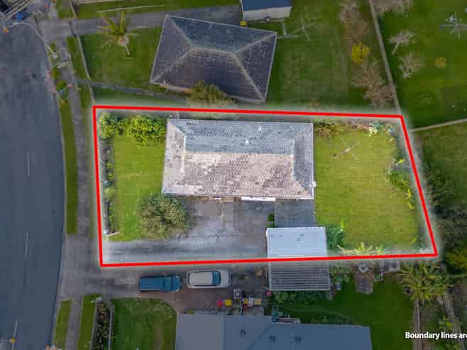 13 Archboyd Avenue, Mangere East