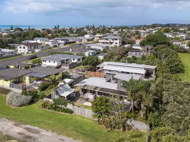 8B Citrus Avenue, Waihi Beach