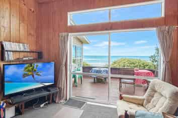 3 Lloyd George Road, Wainui