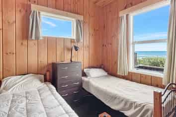 3 Lloyd George Road, Wainui