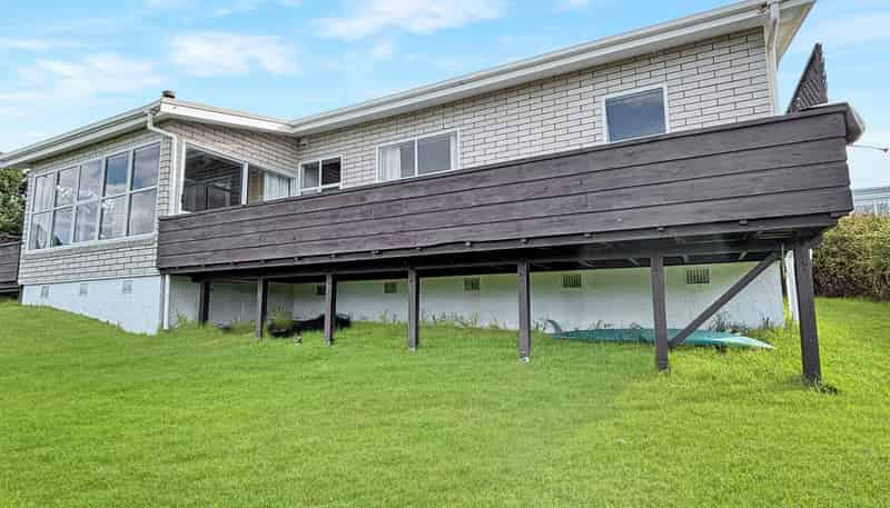 3 Lloyd George Road, Wainui