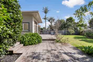 42 Duke Street, Three Kings