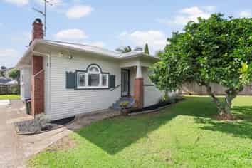 42 Duke Street, Three Kings