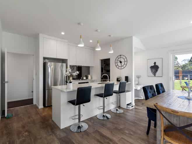 111 Johnstone Drive, FITZHERBERT