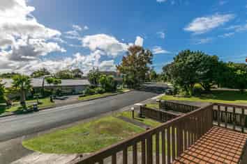 13 Matuhi Rise, Henderson