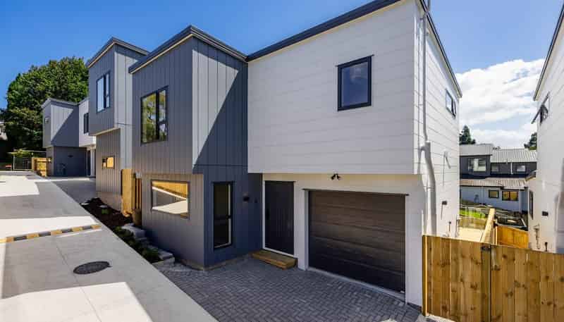 30 Rangitiki Crescent, Lynfield