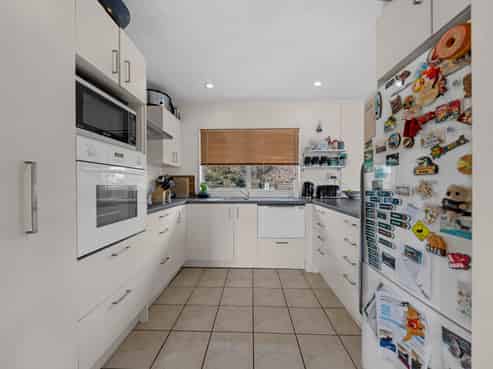 25 Burswood Drive, Burswood