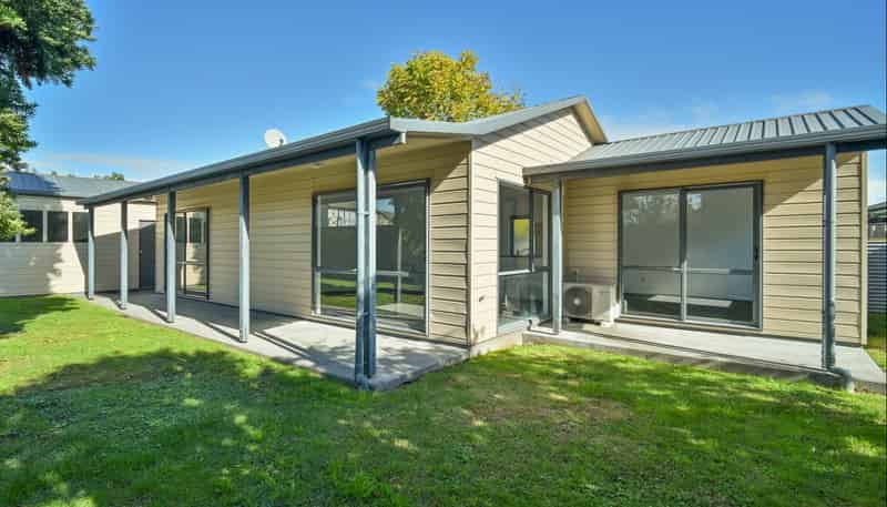 1216A Norfolk Crescent, Mayfair