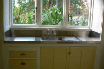 2/15 Swanns Road, Richmond