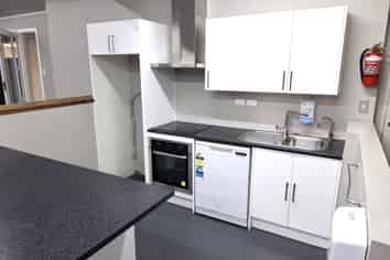 Affordable Office + Car Parking - 250sqm