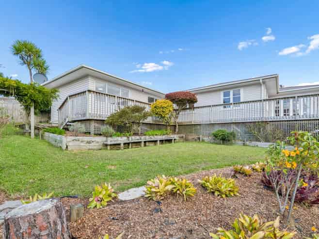 66 Bleakhouse Road, Howick