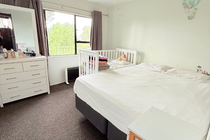 Charming Family Home with 3 Bedrooms in Bayview - Mehr