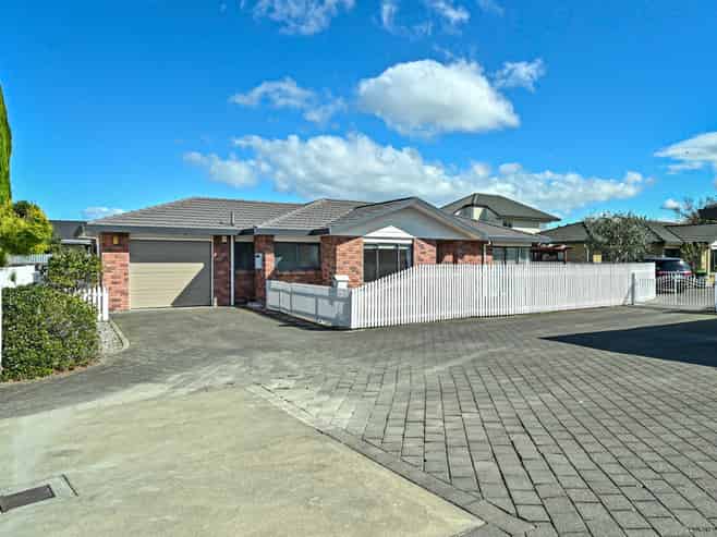 2/506 Nelson Street North, Hastings