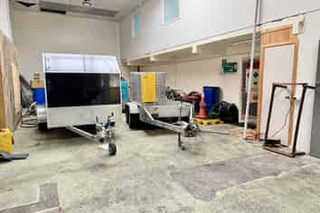 Functional Dual Warehouse with Office | 660m2