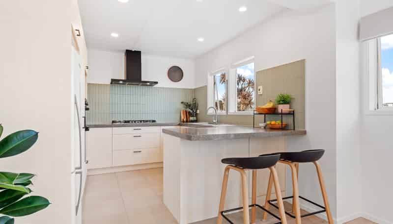7 Harwich Court, Gulf Harbour