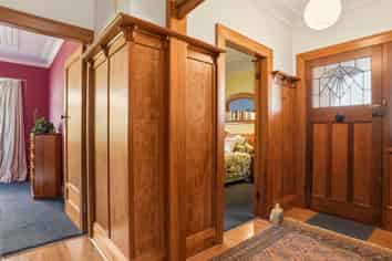 8 Galloway Street, MORNINGTON