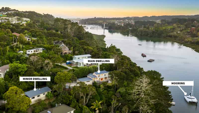 24 Poplar Road, Stanmore Bay