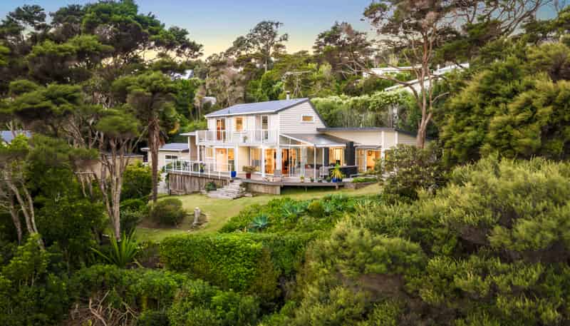 24 Poplar Road, Stanmore Bay