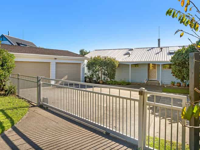 85 Forrester Drive, Welcome Bay