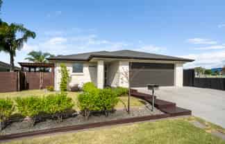 77 Golden Sands Drive, Papamoa Beach