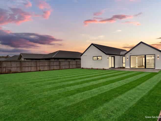 6 Salkeld Place, Woodend