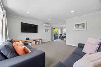 43A Edgewater Drive, Pakuranga