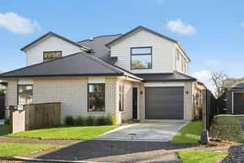 59a Montgomery Crescent , Bader