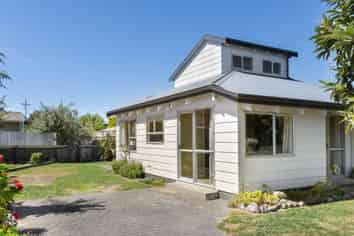 16a Cassino Crescent, Onekawa