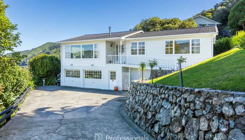 7 Alleyne Court, Brown Owl