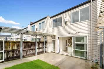 13 Hakawai Avenue, Takanini