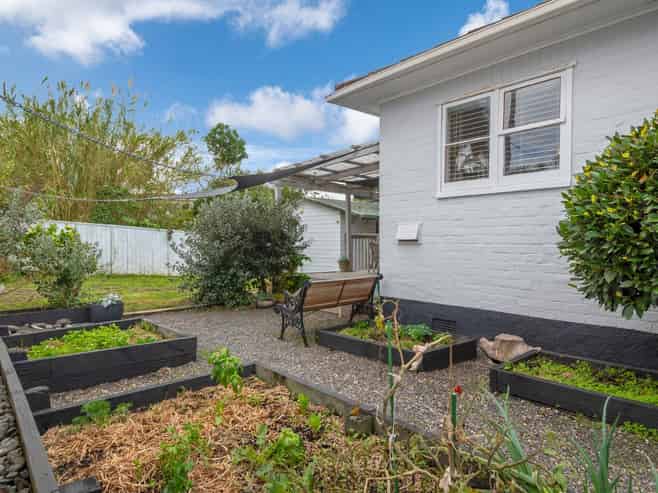 16 Achilles Crescent, Narrow Neck