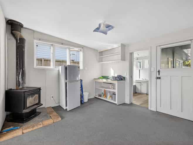 4 Gillespies Road, Kainga