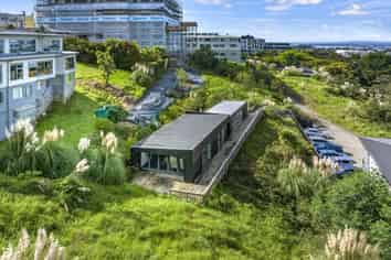 6 Huka Road, Birkenhead