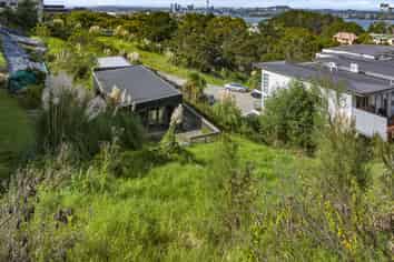 6 Huka Road, Birkenhead