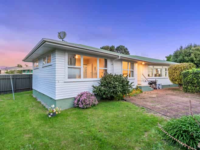 67 Te Kanawa Crescent, Henderson