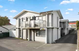 3 Chevalier Court 809 Heaphy Tce, Claudelands