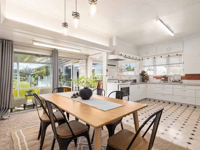 18 Kent Street, Carterton