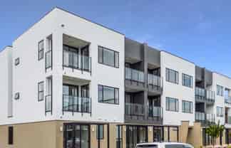 103/98 Haverstock Road , Sandringham