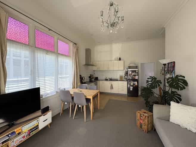 2/42 Wairiki Road, Mount Eden