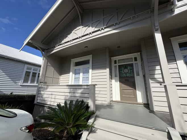 2/42 Wairiki Road, Mount Eden