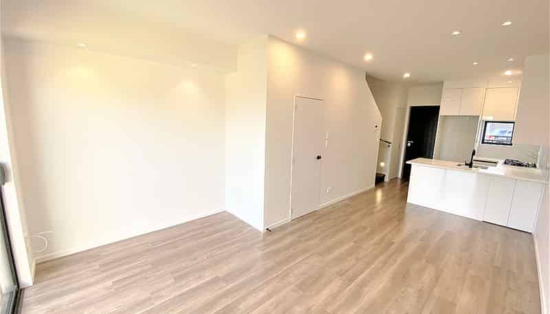 7 Hearth Street, Flat Bush