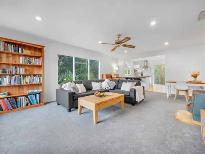 24 Atkinson Road, Titirangi