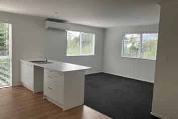 15A Lysander Crescent, Beach Haven