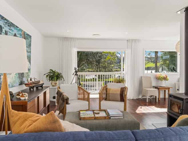 25 Riverside Drive, Point Wells