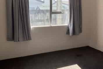 1/4 Inverness Avenue, Hillcrest