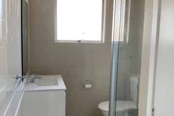 1/4 Inverness Avenue, Hillcrest