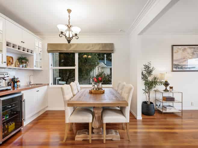 35 Ridgemount Rise, Mangere Bridge