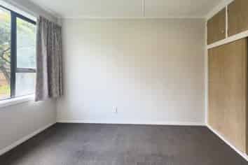 32 Bateman Avenue, Bryndwr