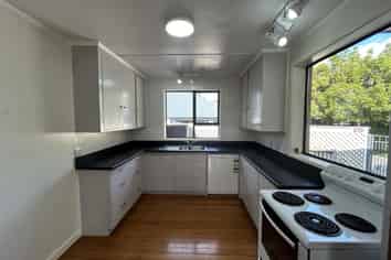 232 Springfield Road, Saint Albans